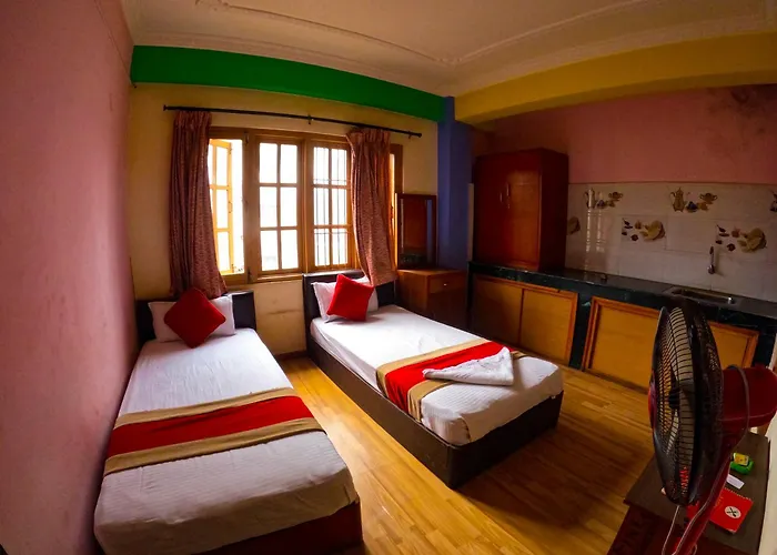 Om Hotel